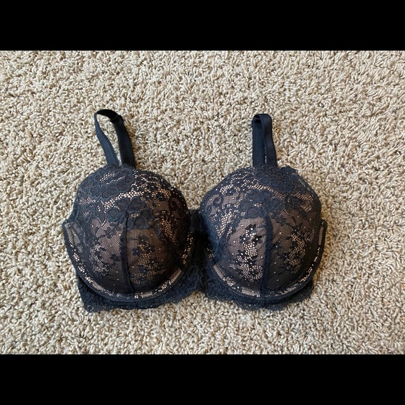 Victoria’s Secret bra 36DD - Picture 1 of 2
